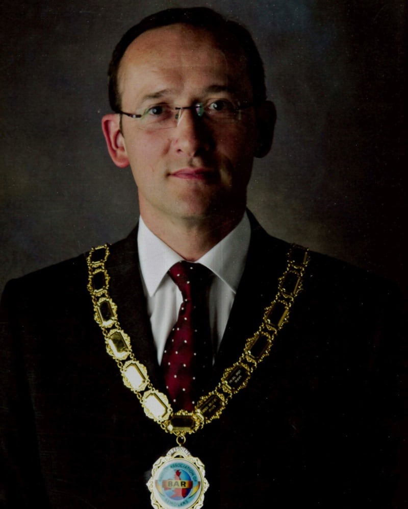 fox moving and storage managing director paul fox as british association of removers (bar) president in 2004